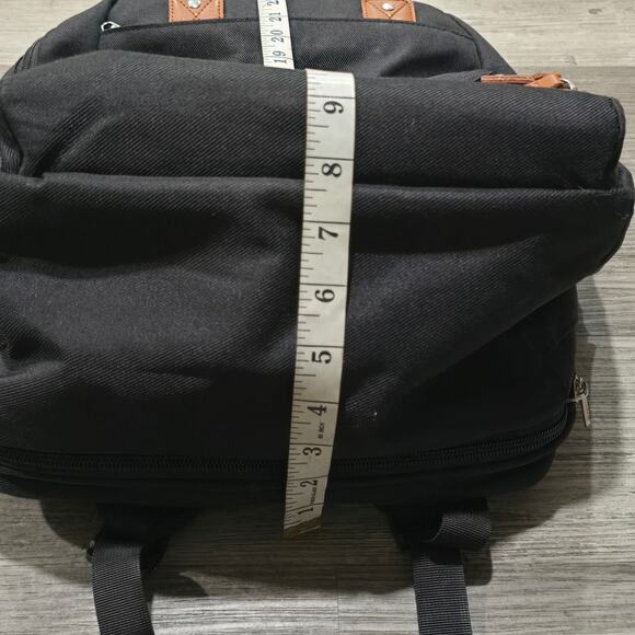 Qualypant Black Extra Large Diaper Bag for 2 Kids Expandable 35L Twin Backpack - Picture 9 of 12